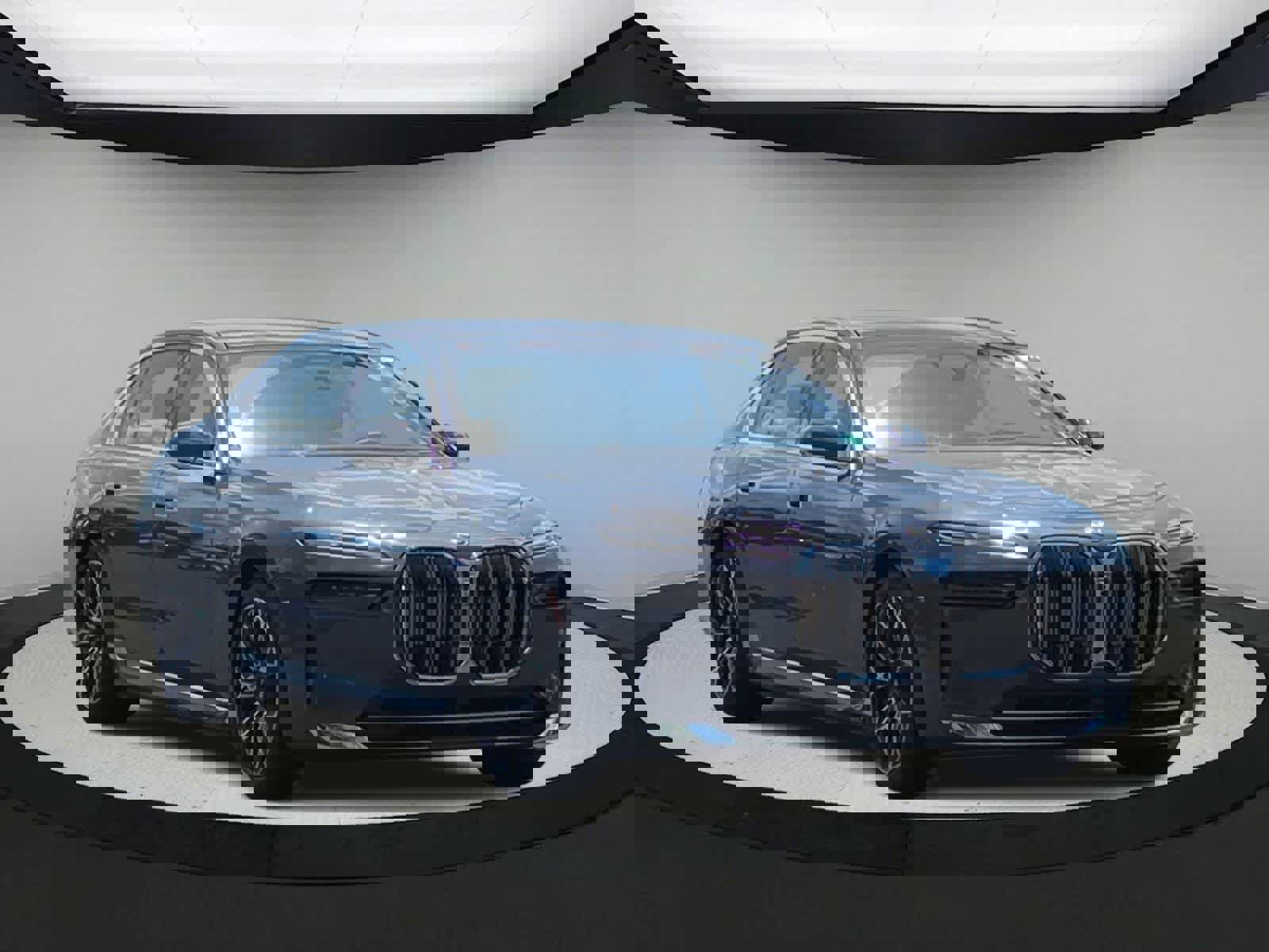 New 2025 BMW i7 eDrive50 w/ Executive Package image 2