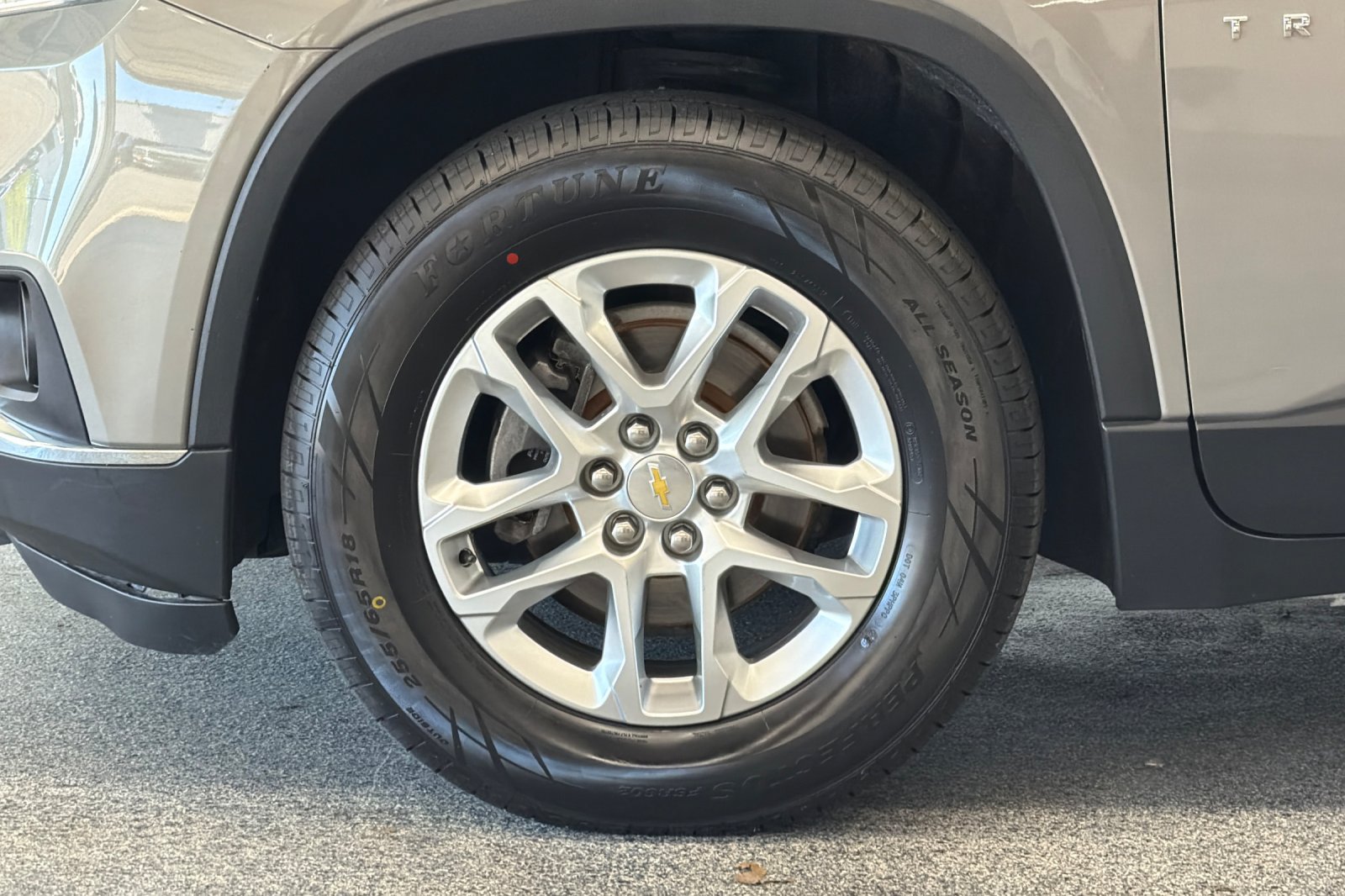 Used 2019 Chevrolet Traverse LT AWD/4WD image 31