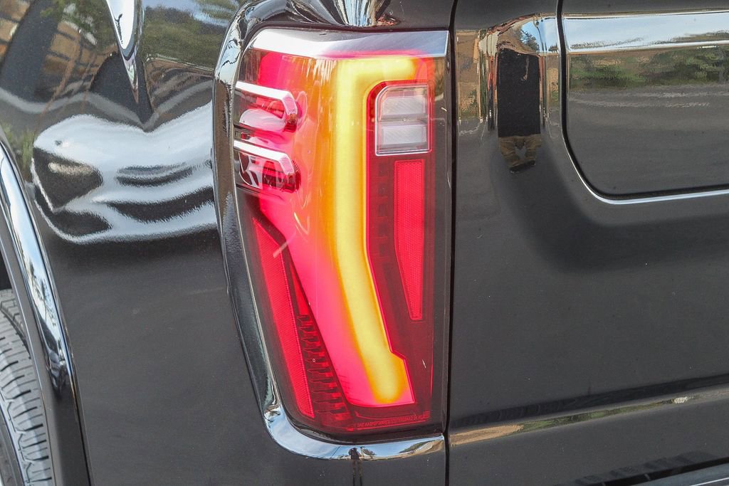 Used 2024 GMC Sierra 2500 Denali Ultimate AWD/4WD image 11