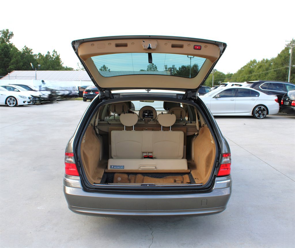 Used 2008 Mercedes-Benz E 350 4MATIC Wagon image 30