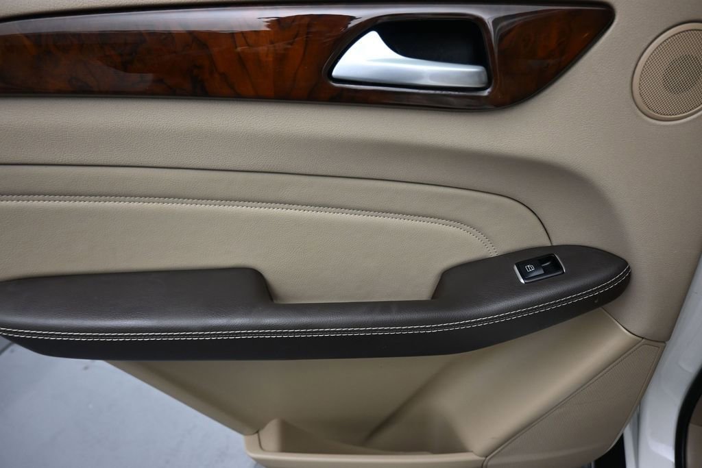 Used 2015 Mercedes-Benz ML 350 4MATIC image 34