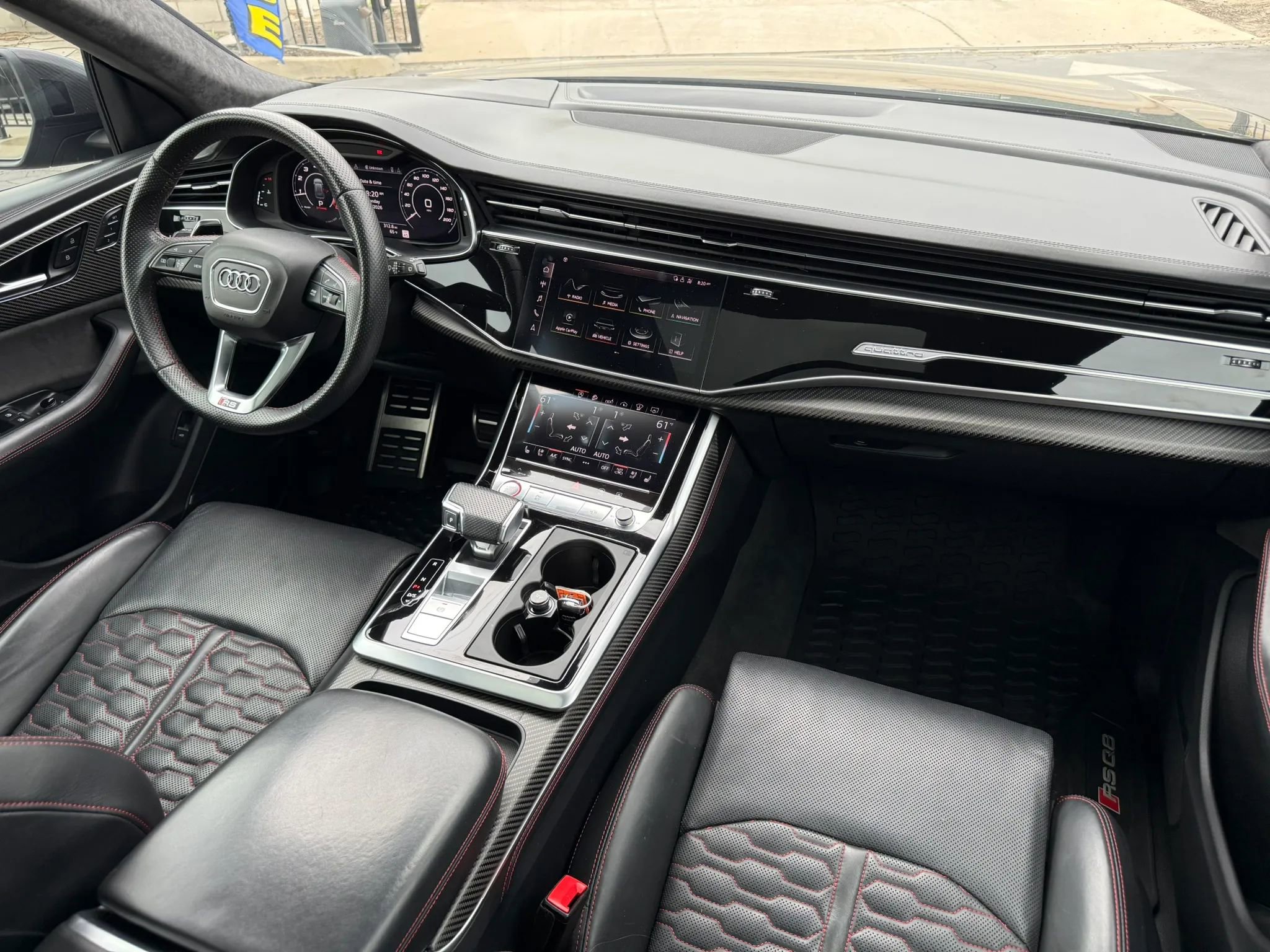 Used 2020 Audi RS Q8 w/ Carbon Optic Package AWD/4WD image 17