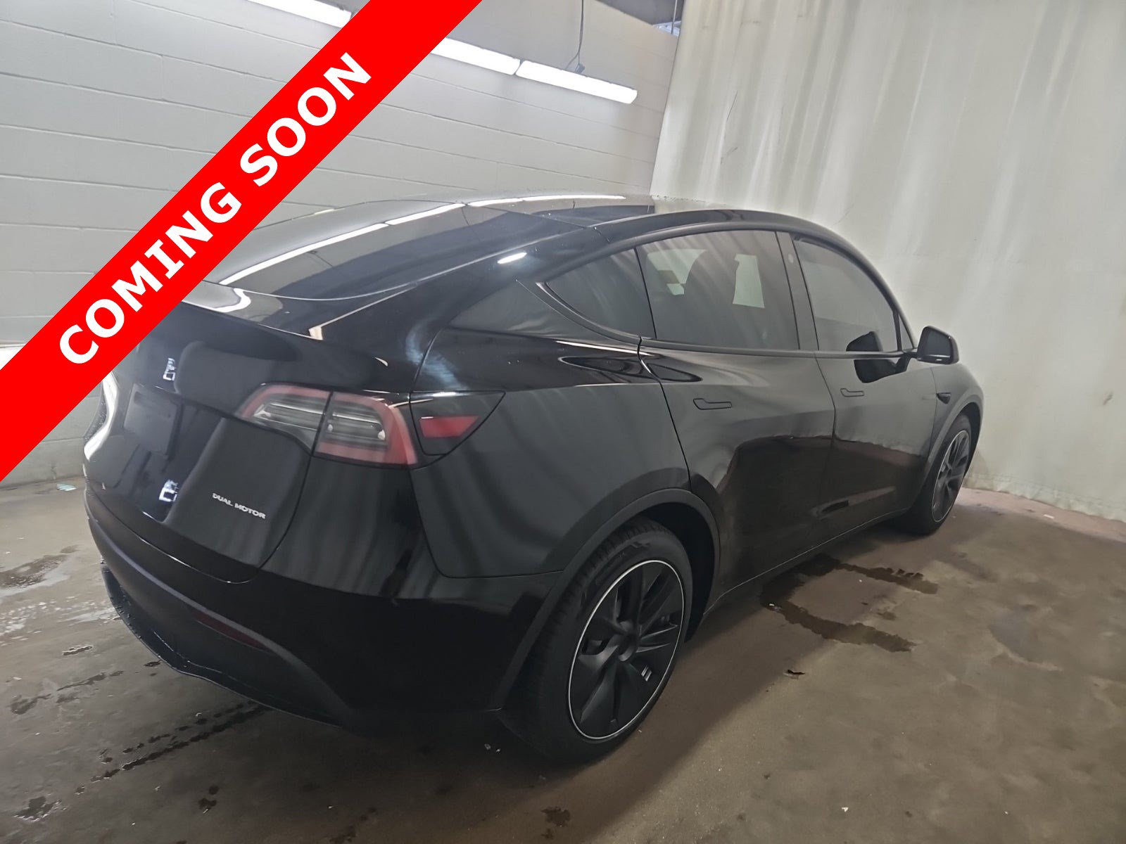 Used 2021 Tesla Model Y Long Range AWD/4WD image 4