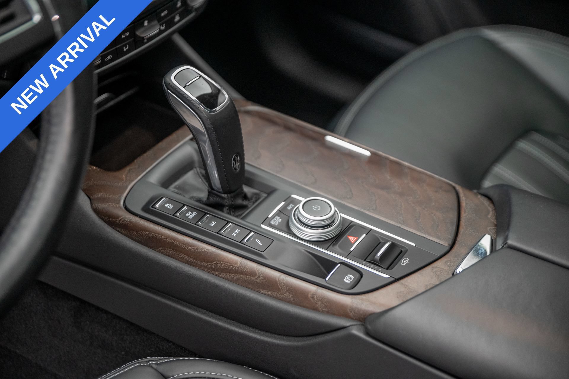 Used 2022 Maserati Levante GT AWD/4WD image 22