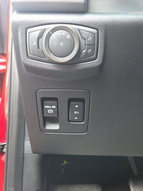 Used 2020 Ford F150 Raptor w/ Equipment Group 802A Luxury image 26