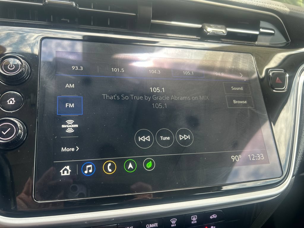 Used 2023 Chevrolet Bolt EUV Premier w/ Sun & Sound Package FWD image 21
