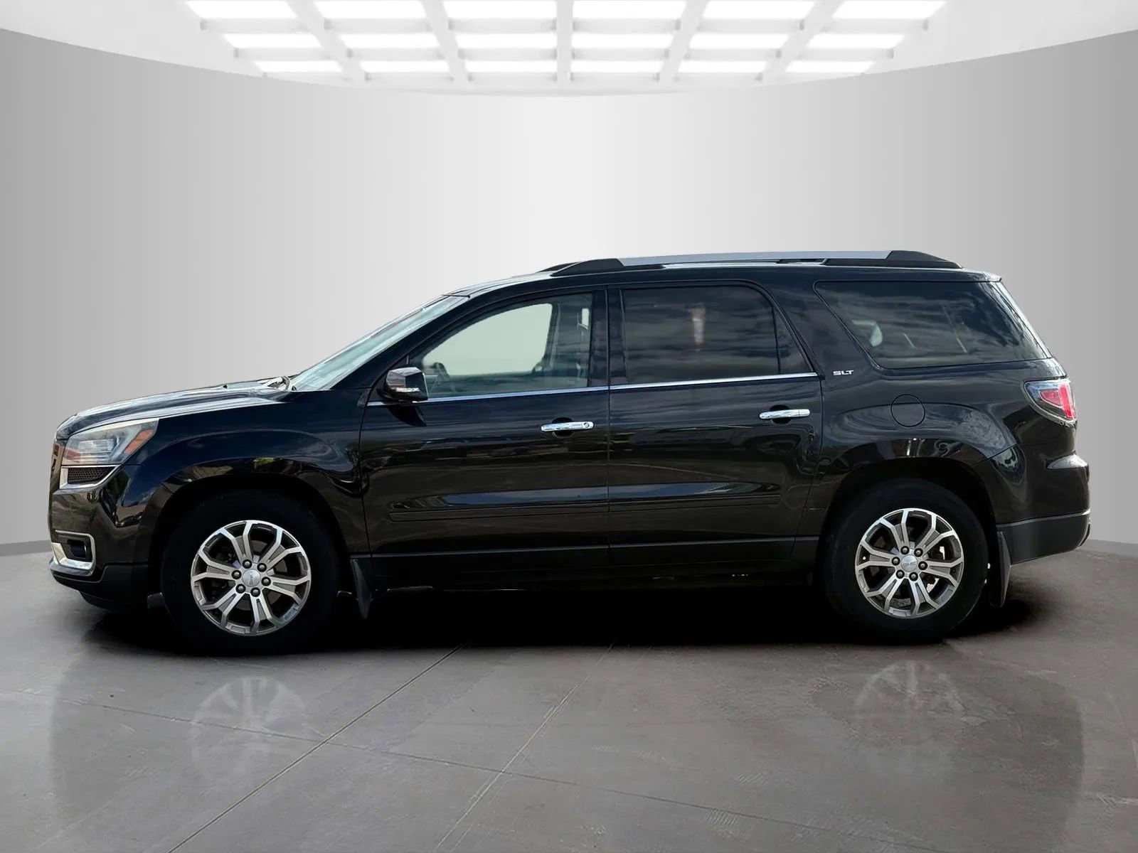 Used 2015 GMC Acadia SLT image 8