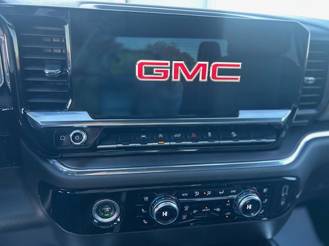 Used 2023 GMC Sierra 1500 SLT w/ SLT Premium Package image 19