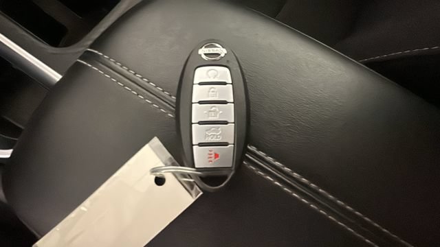 Used 2020 Nissan Sentra SV FWD image 20
