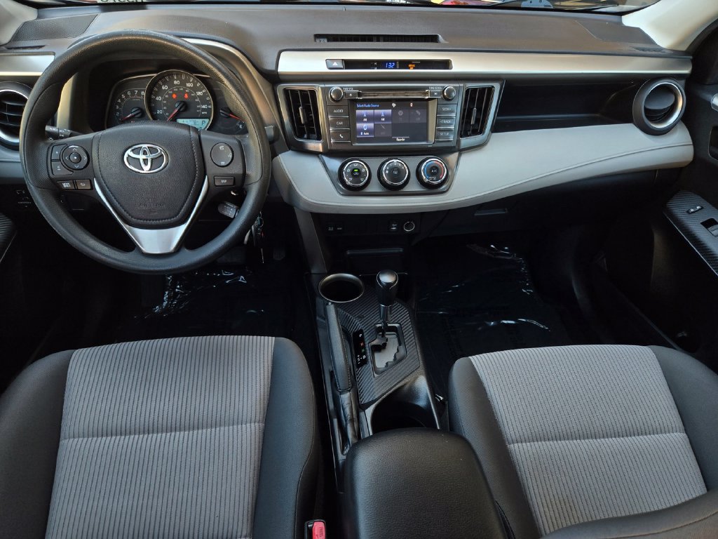 Used 2015 Toyota RAV4 LE AWD/4WD image 15