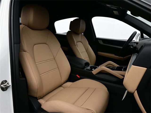 New 2026 Porsche Cayenne Coupe image 18