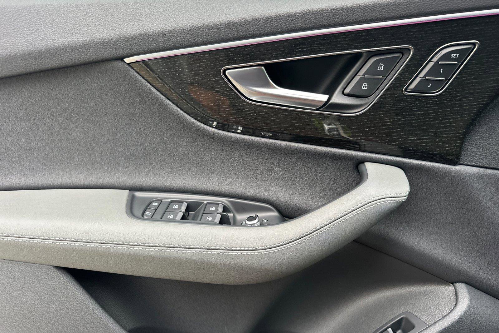 Certified 2025 Audi Q7 3.0T Premium Plus w/ Premium Plus Package image 11