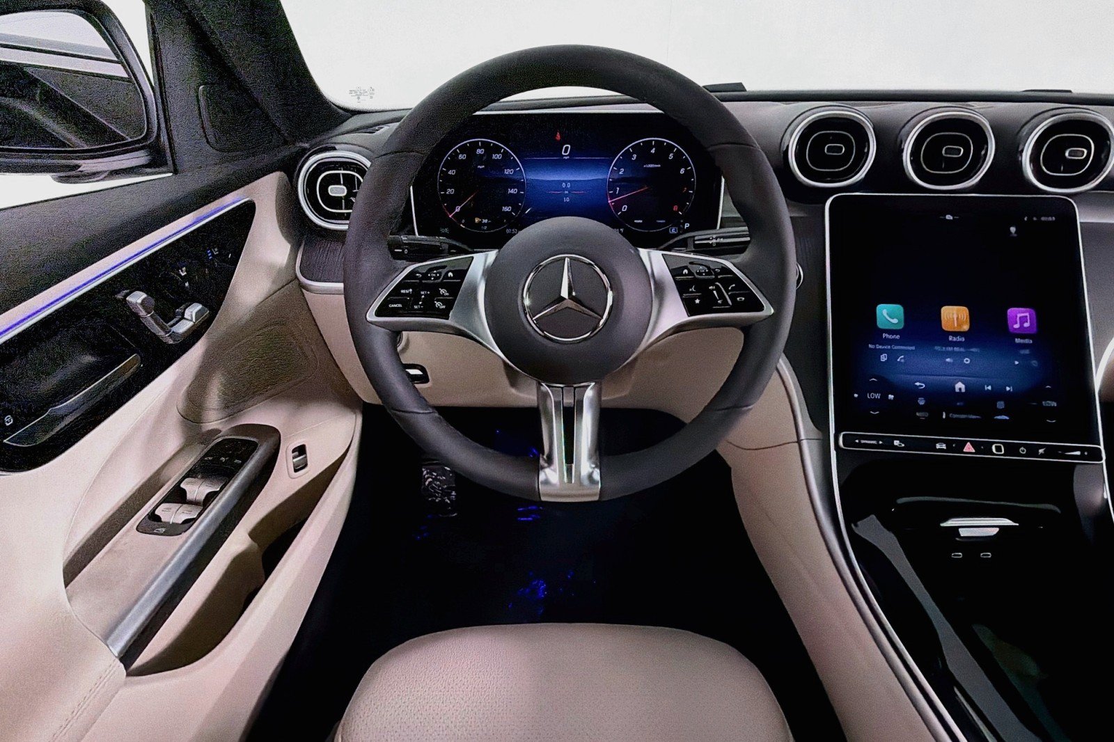 New 2026 Mercedes-Benz C 300 Sedan image 4