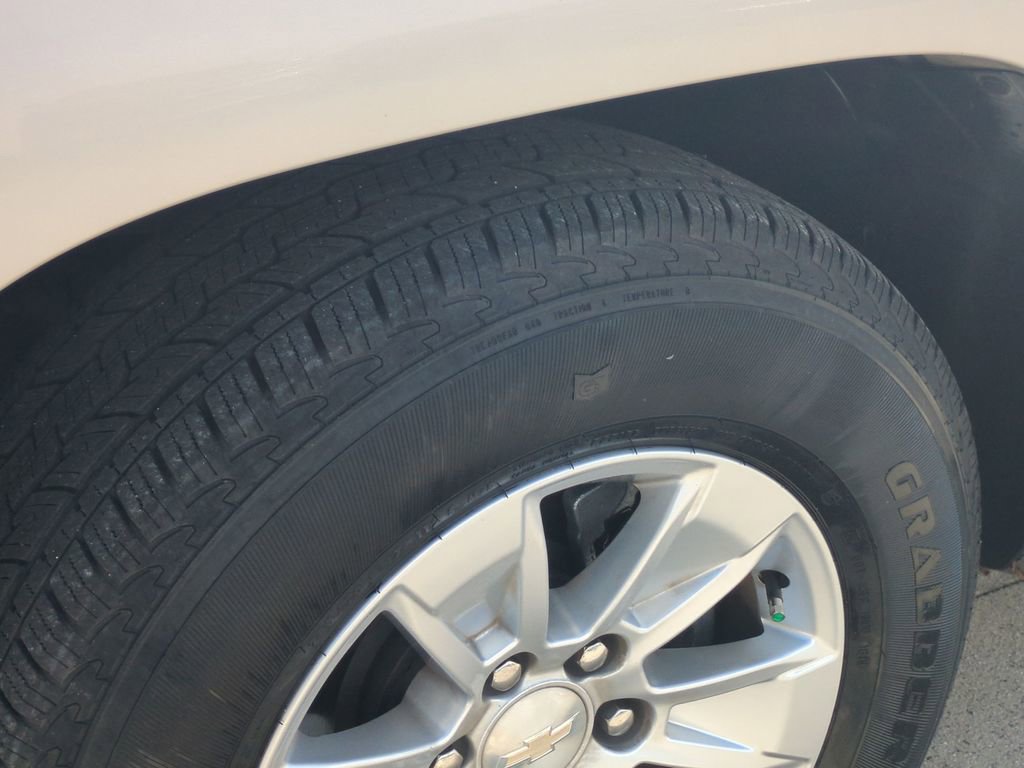 Used 2005 Chevrolet Silverado 1500 LS w/ Light Duty Power Package RWD image 12