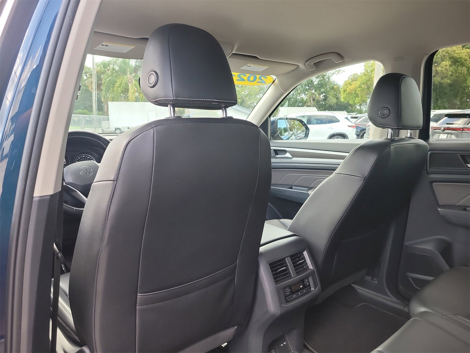 Used 2021 Volkswagen Atlas SE image 14