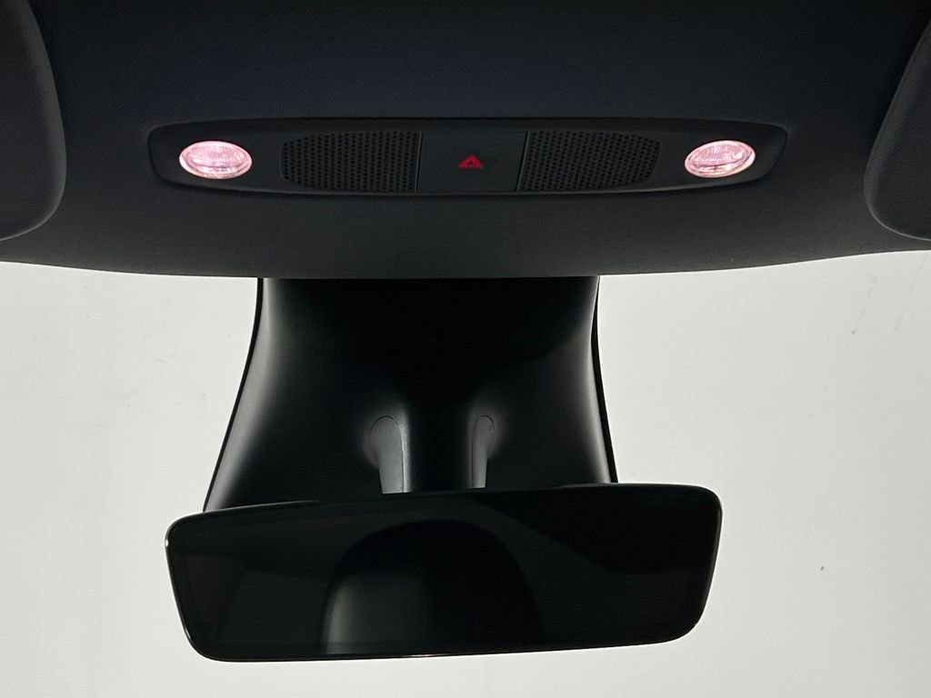 Used 2021 Tesla Model Y Long Range image 22