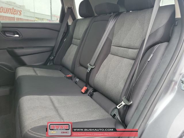 Used 2024 Nissan Rogue SV image 14