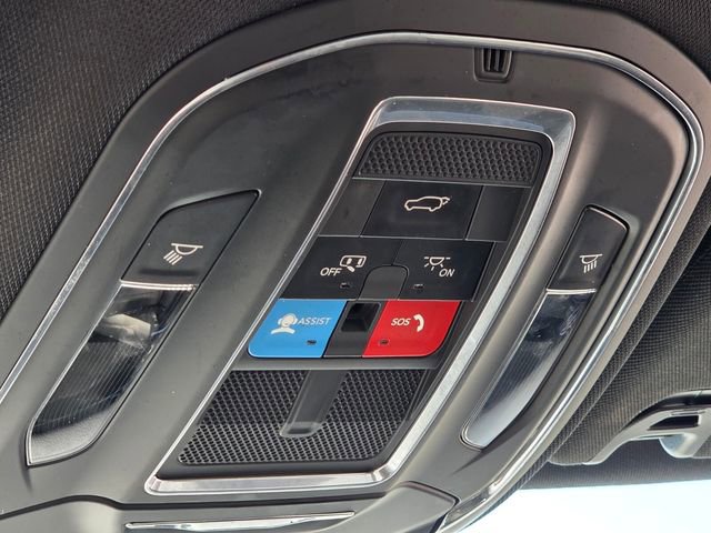 Used 2024 Jeep Wagoneer Series II w/ Flexible Seating Group image 30