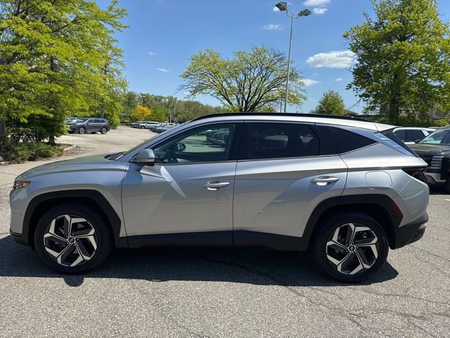 Certified 2022 Hyundai Tucson Limited AWD/4WD image 19