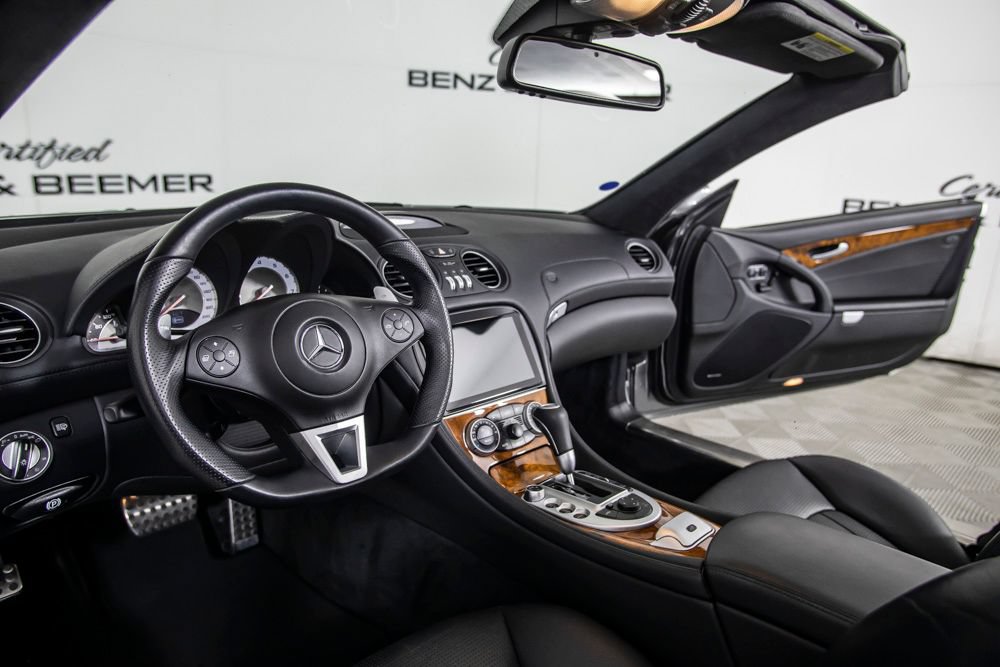 Used 2011 Mercedes-Benz SL 63 AMG image 25