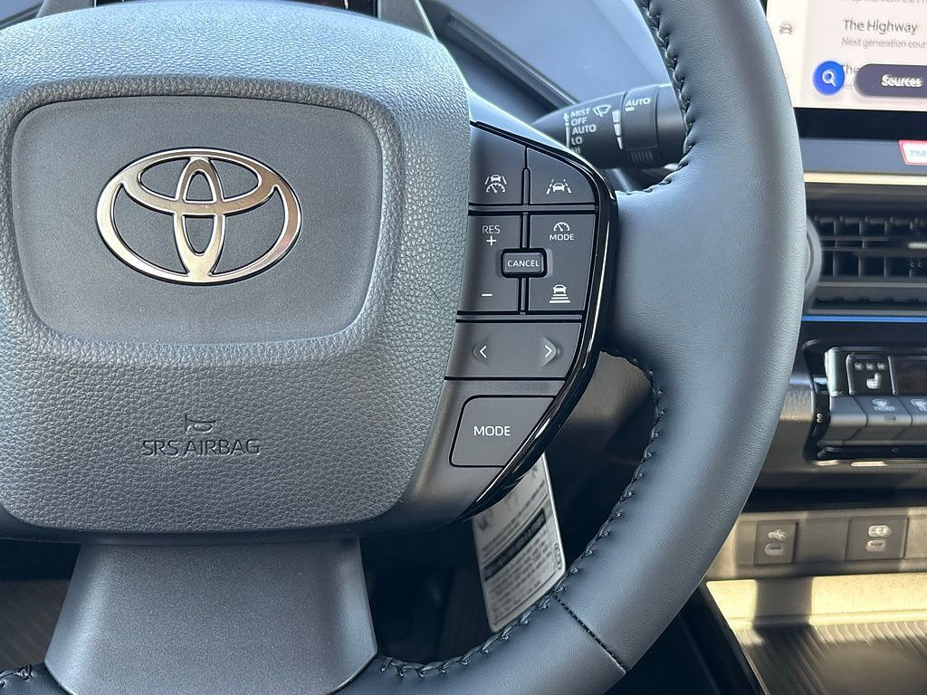 New 2026 Toyota Prius Plug-In Hybrid FWD image 17