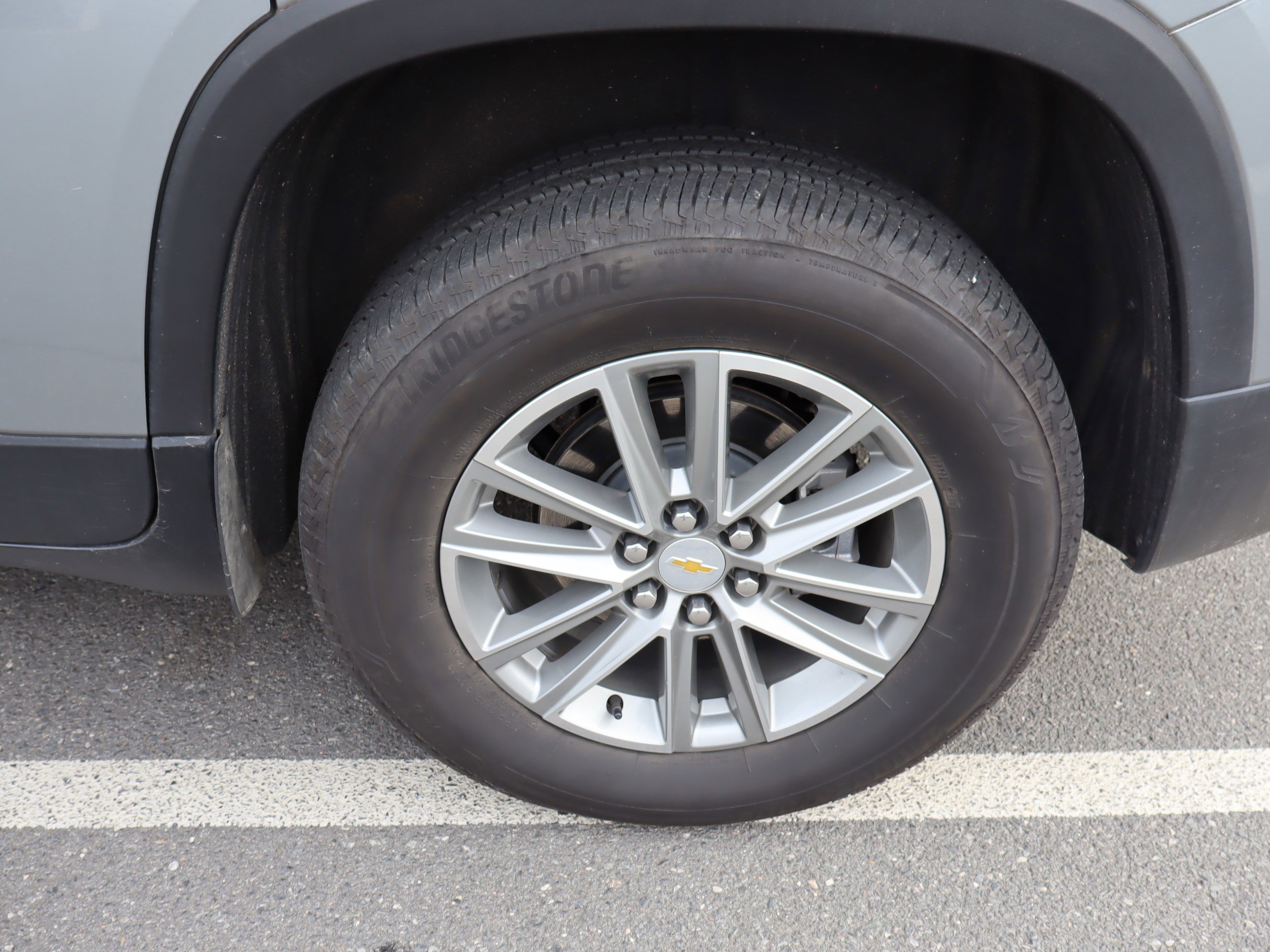 Certified 2023 Chevrolet Traverse LT w/ LPO, Floor Liner Package image 41