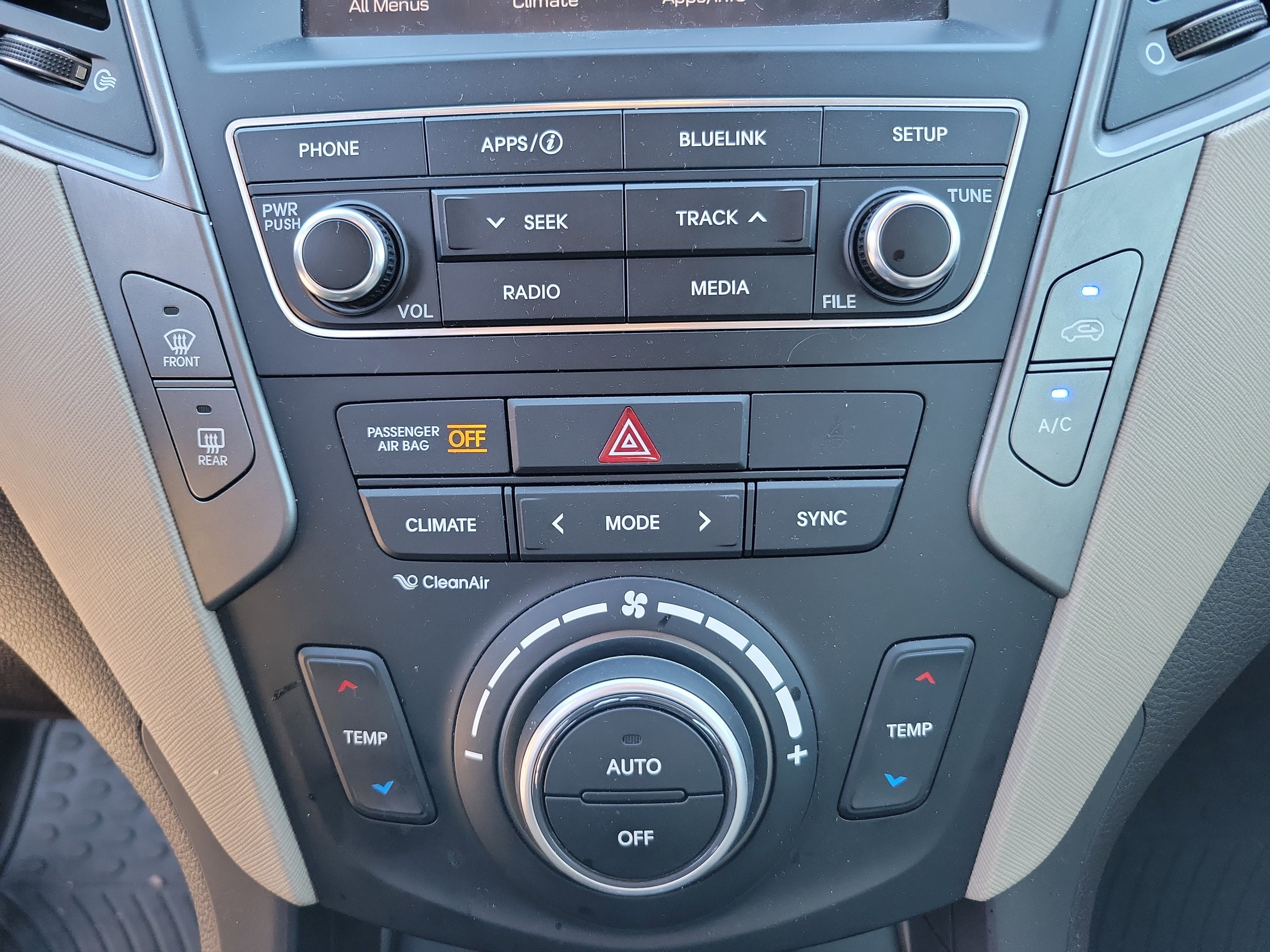 Used 2018 Hyundai Santa Fe Sport w/ 2.4L Value Package 02 image 11