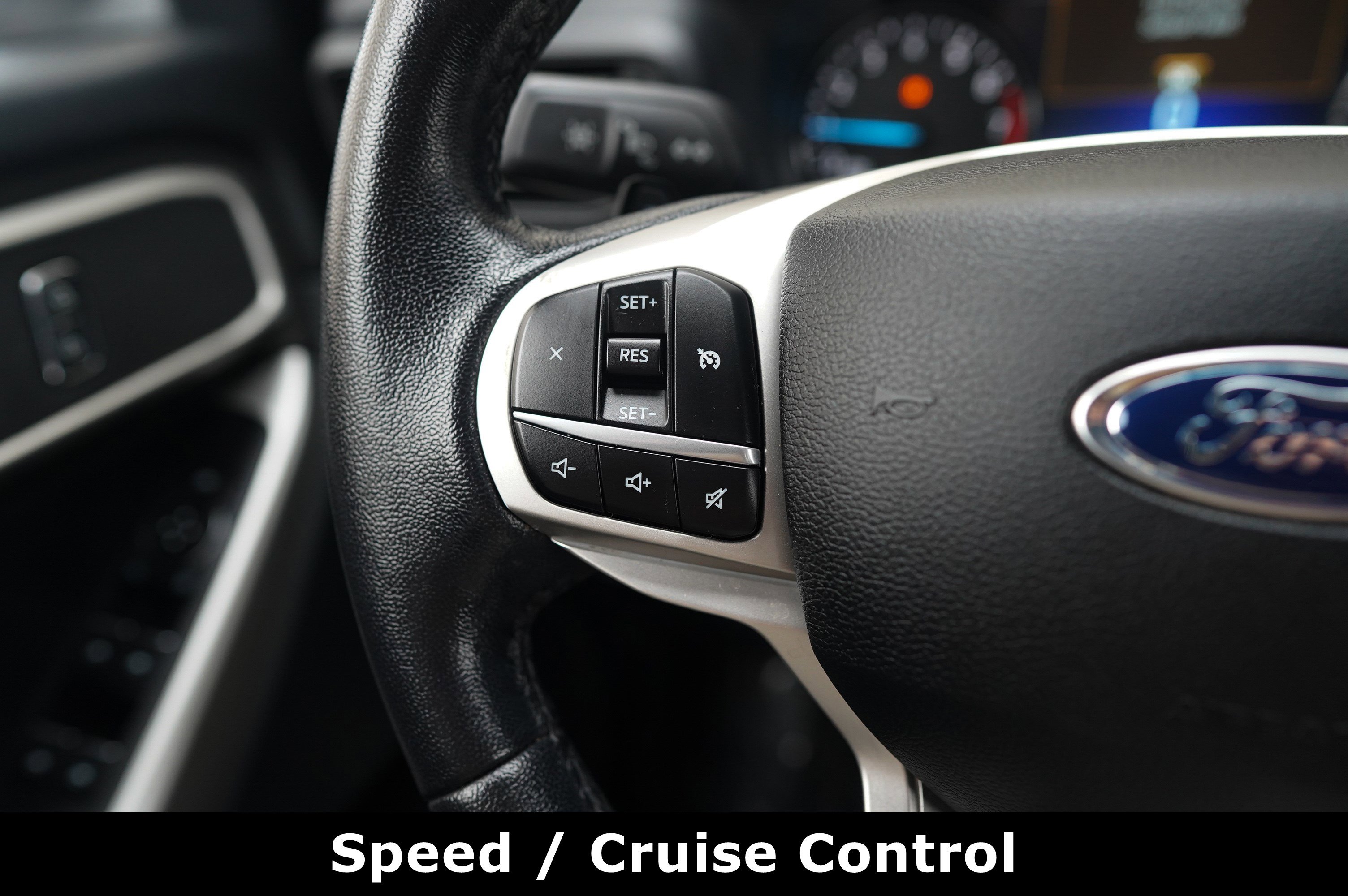 Used 2020 Ford Explorer XLT image 21