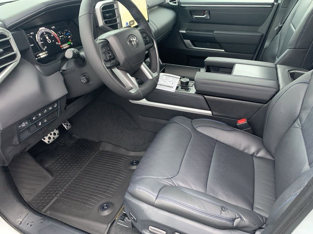 New 2025 Toyota Tundra Platinum image 9