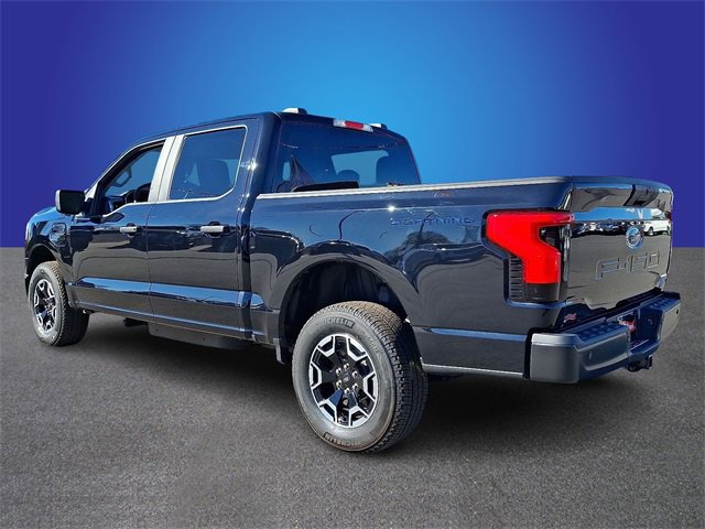 Used 2023 Ford F150 Lightning Pro image 6