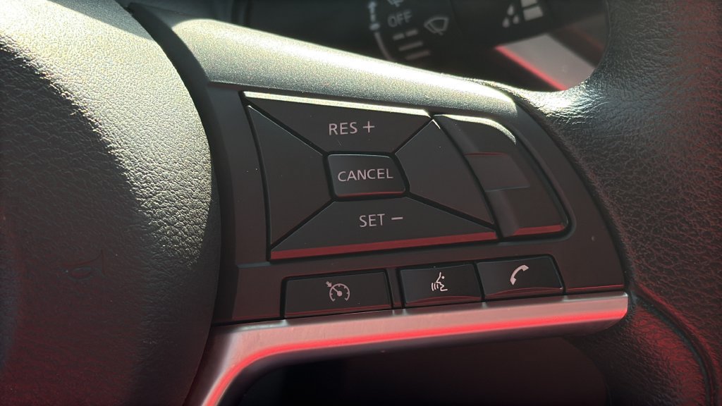 Used 2025 Nissan Altima 2.5 SV FWD image 16
