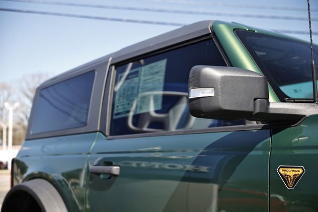 Used 2023 Ford Bronco Badlands image 15