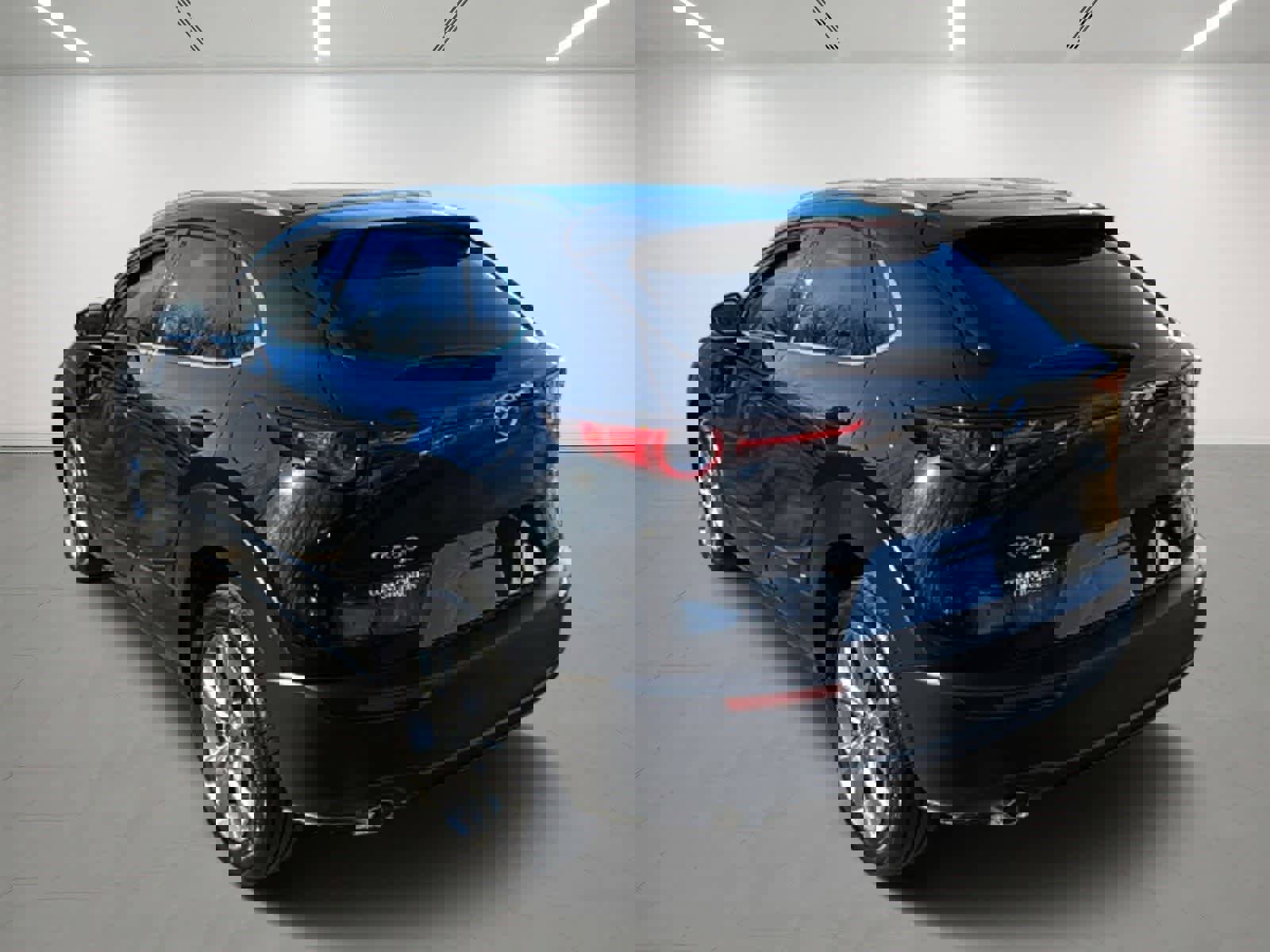 Used 2023 MAZDA CX-30 AWD 2.5 S w/ Premium Package image 3