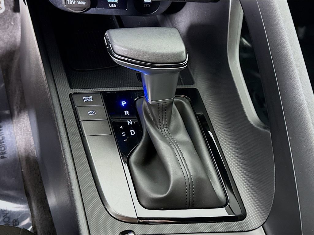 Certified 2025 Hyundai Elantra Sport FWD image 8