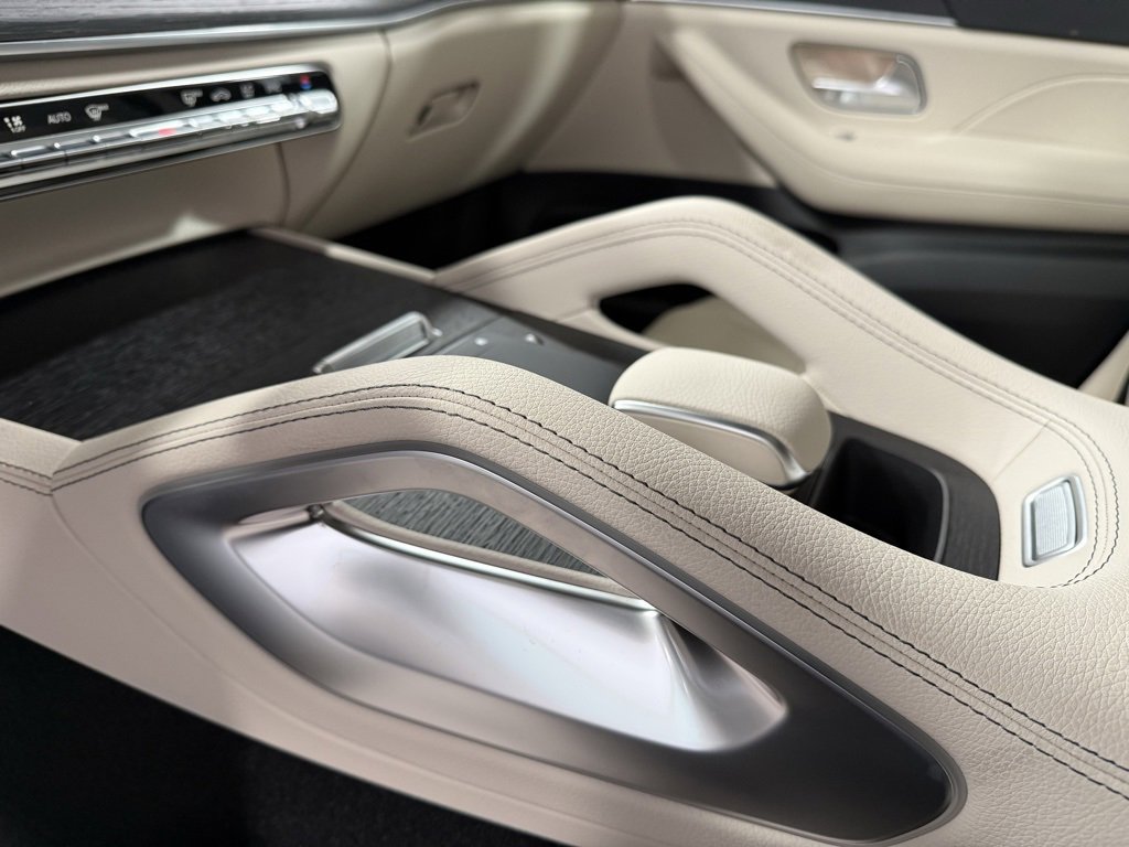 New 2026 Mercedes-Benz GLE 450 4MATIC Coupe image 14