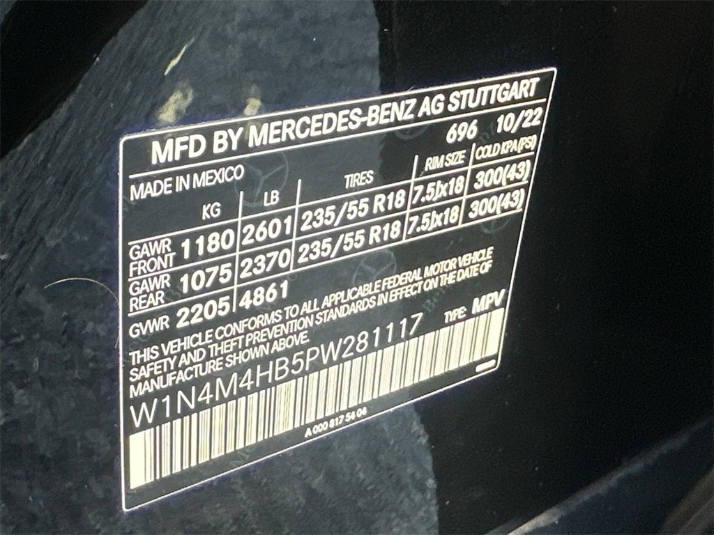 Used 2023 Mercedes-Benz GLB 250 4MATIC image 34