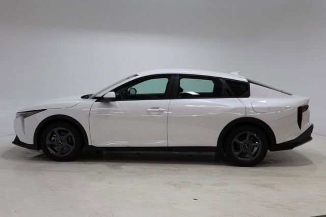 Used 2025 Kia K4 LXS image 4