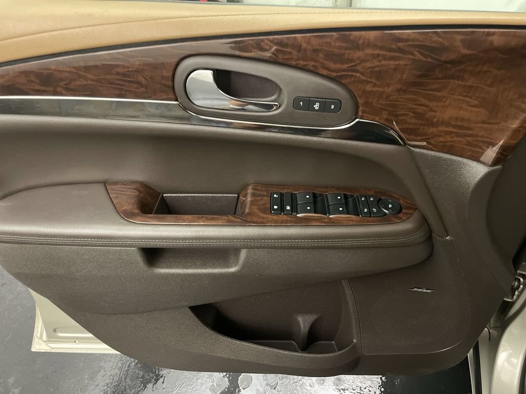 Used 2016 Buick Enclave Premium w/ Experience Buick Package FWD image 14