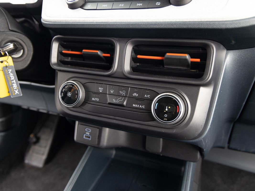 Used 2022 Ford Maverick XLT image 18