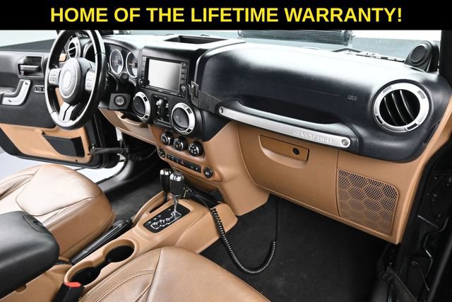 Used 2013 Jeep Wrangler Unlimited Rubicon w/ Connectivity Group AWD/4WD image 49