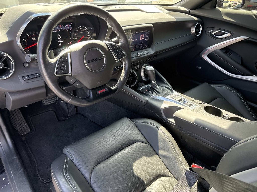 Used 2023 Chevrolet Camaro SS RWD image 8