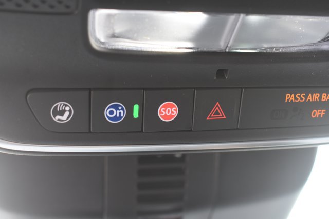New 2026 Chevrolet Traverse RS w/ LPO, Floor Liner Package FWD image 30