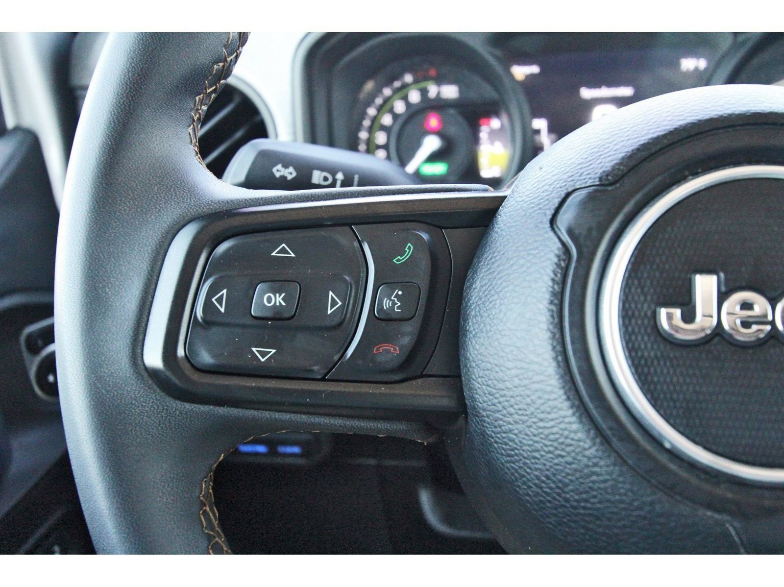 Used 2024 Jeep Wrangler Unlimited image 22