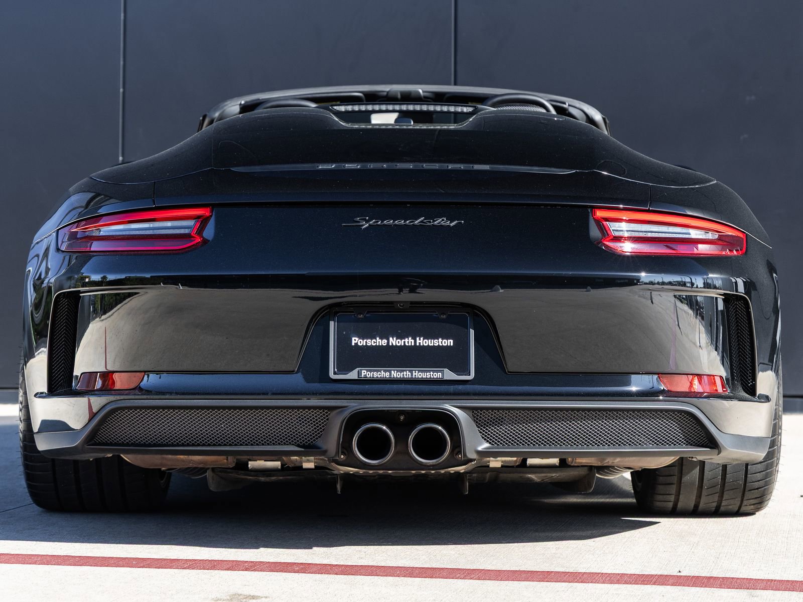 Used 2019 Porsche 911 Speedster image 11