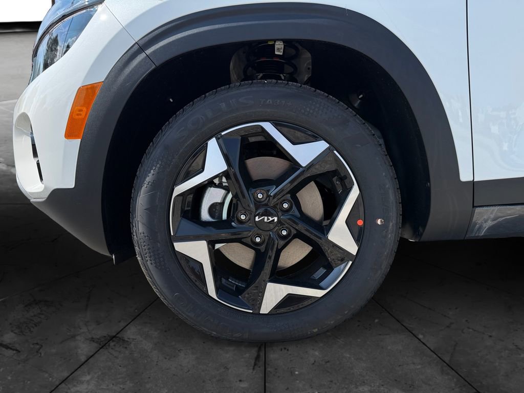 New 2026 Kia Seltos S image 14
