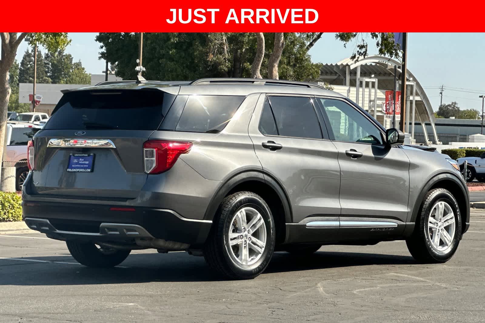 Certified 2022 Ford Explorer XLT w/ Equipment Group 202A RWD image 2