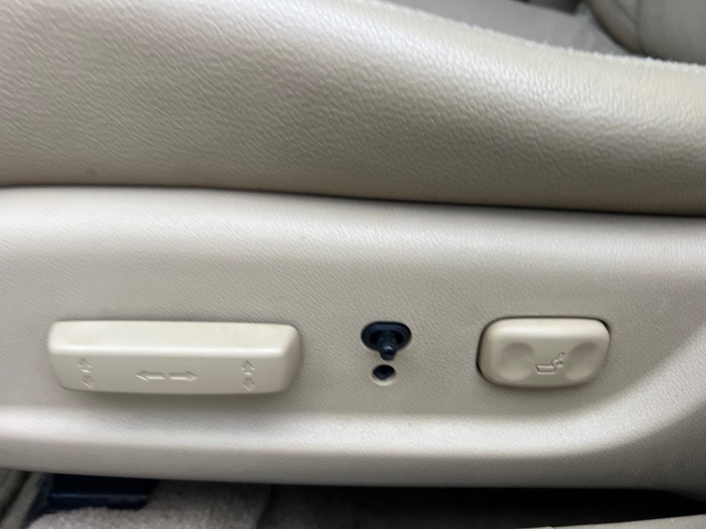 Used 2012 Honda Accord EX-L image 23