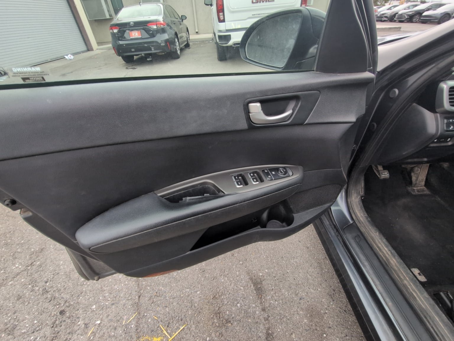 Used 2020 Kia Optima SE FWD image 11