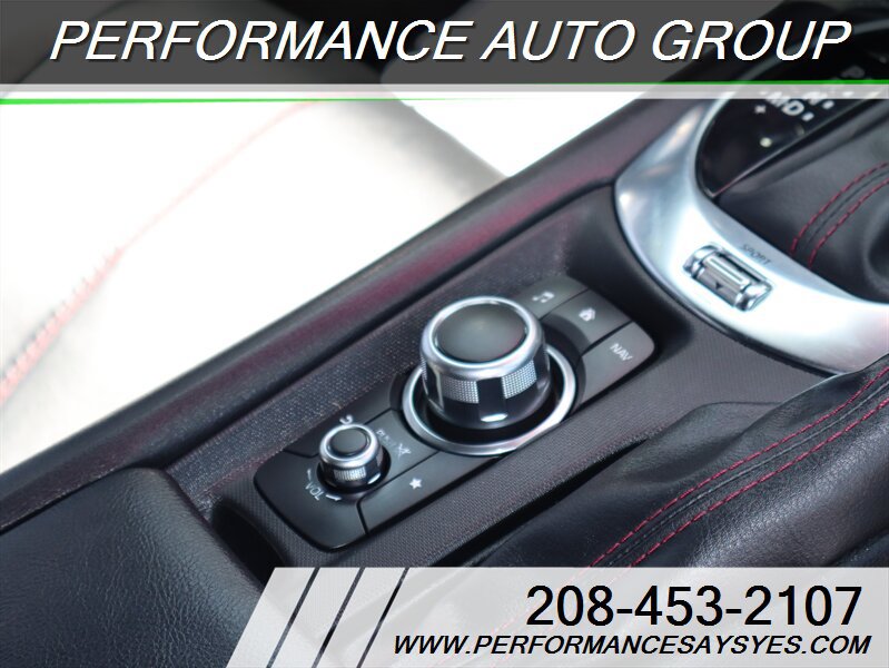 Used 2018 MAZDA MX-5 Miata RF Grand Touring RWD image 18