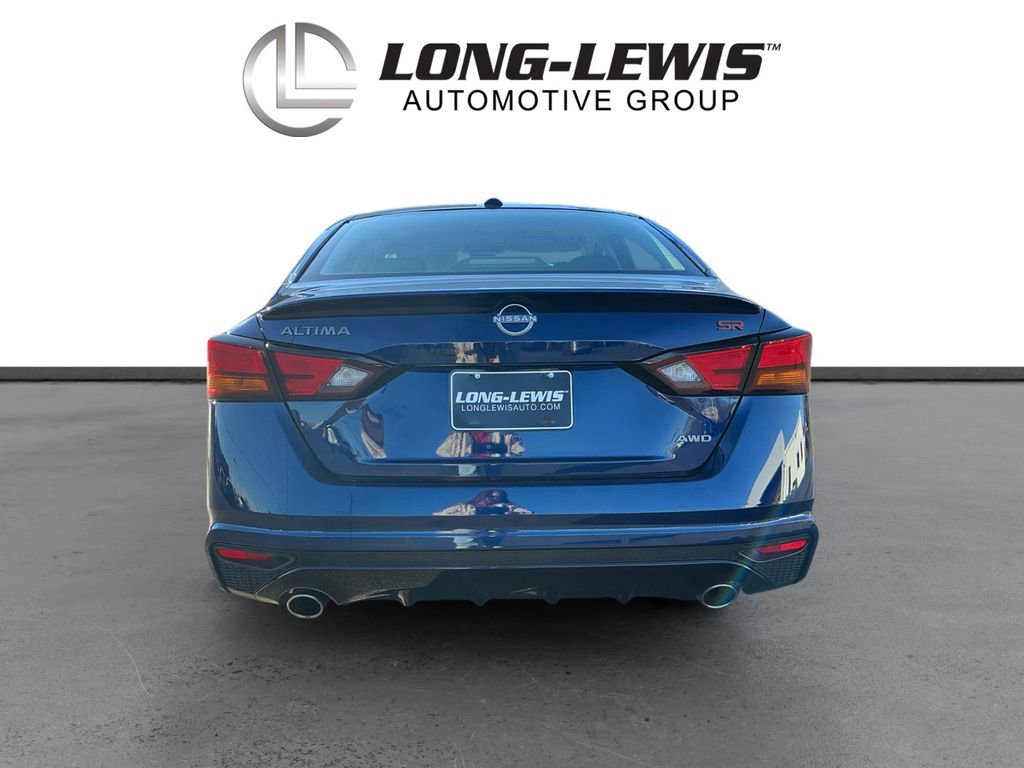 Used 2024 Nissan Altima 2.5 SR w/ SR Premium Package image 5